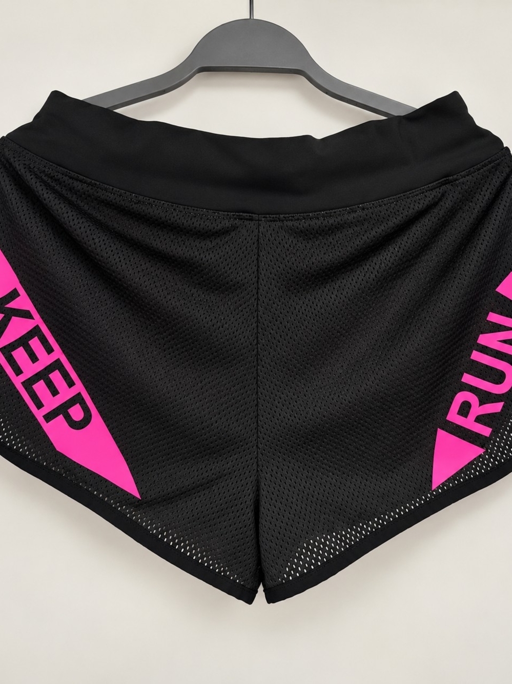 Black & Hot Pink Mesh Athletic Running Shorts – Size Large